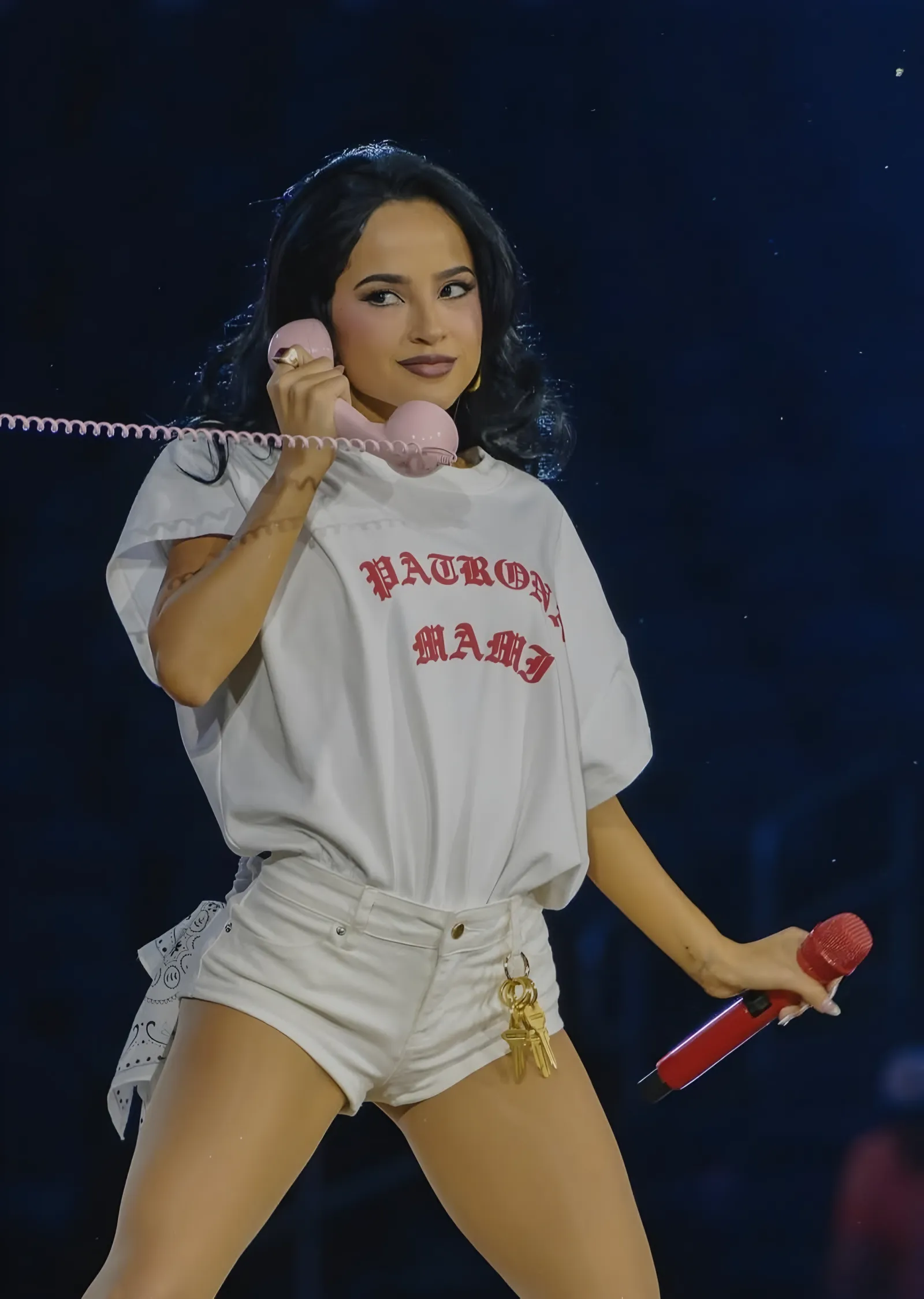 Becky G - Patrona Mami Sahnesi metal tablo