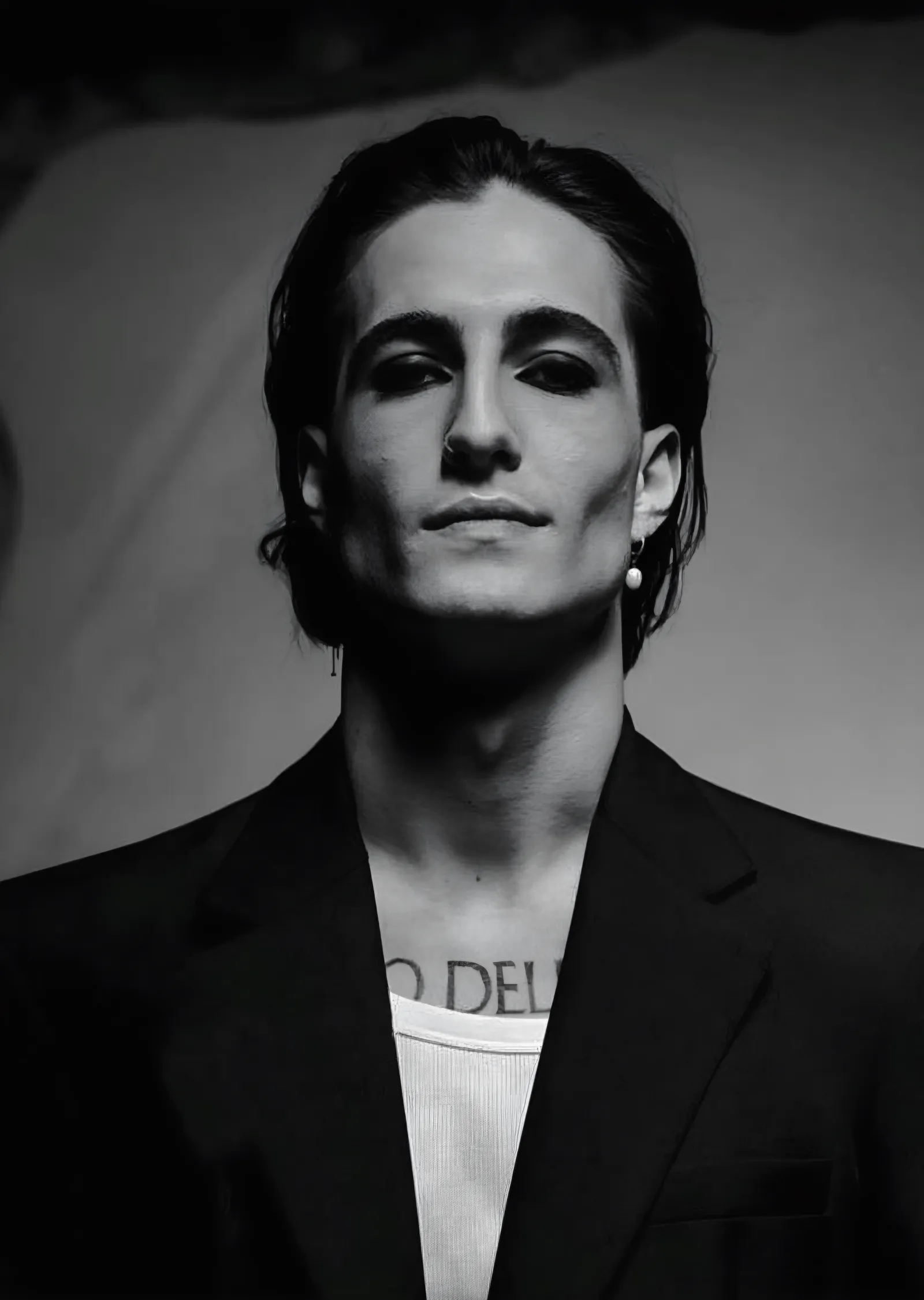 Damiano David: Siyah Beyaz Ceket metal tablo