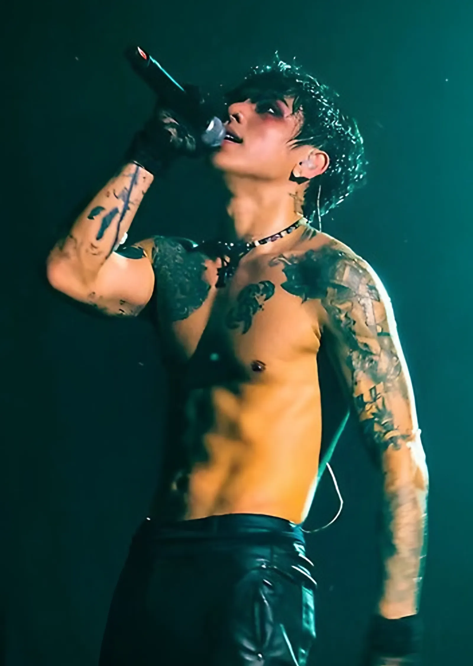 DPR IAN - Sahne Işığı metal tablo