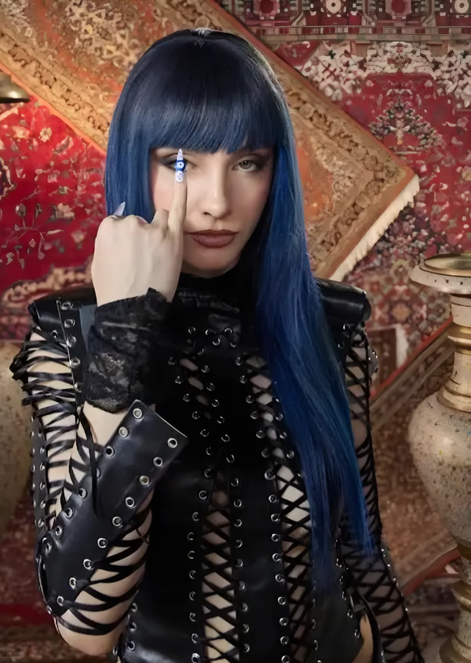 Halının Önünde Mavi Saçlı Portre metal tablo