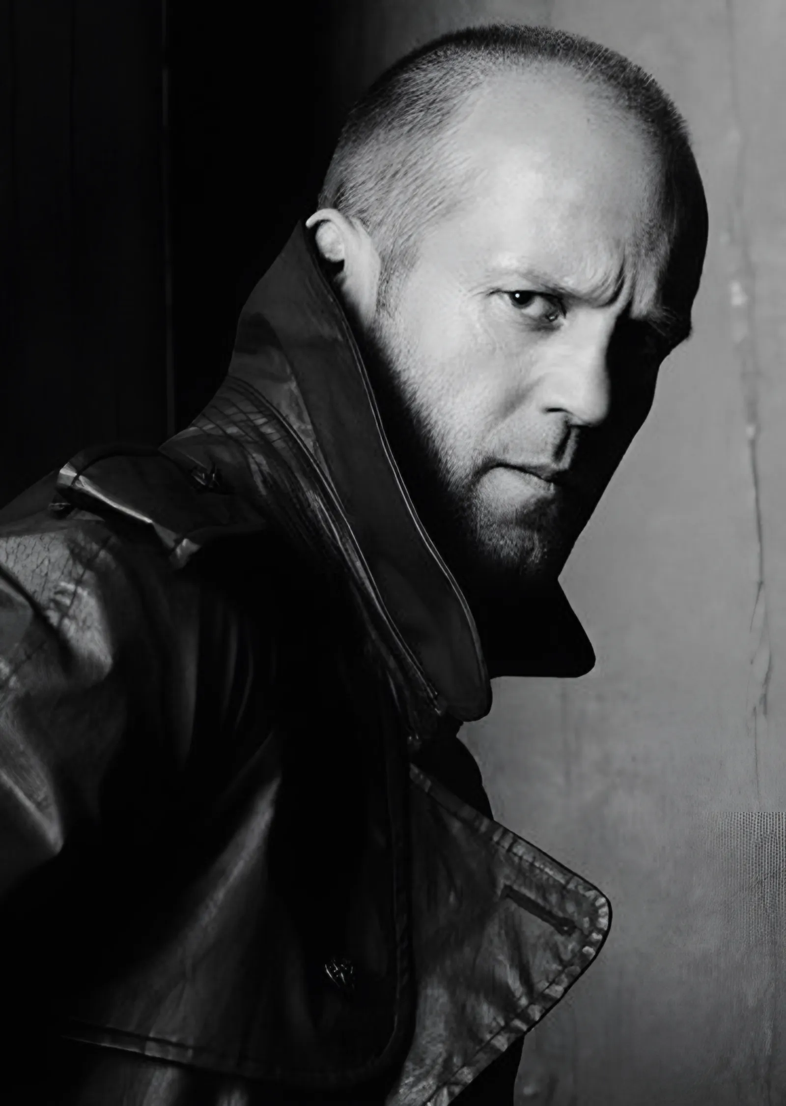 Jason Statham: Deri Ceketli Profil metal tablo