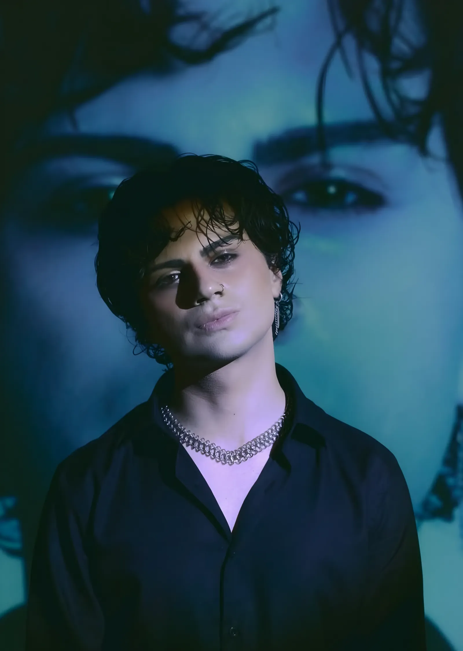 Katmanlı Mavi Portre metal tablo