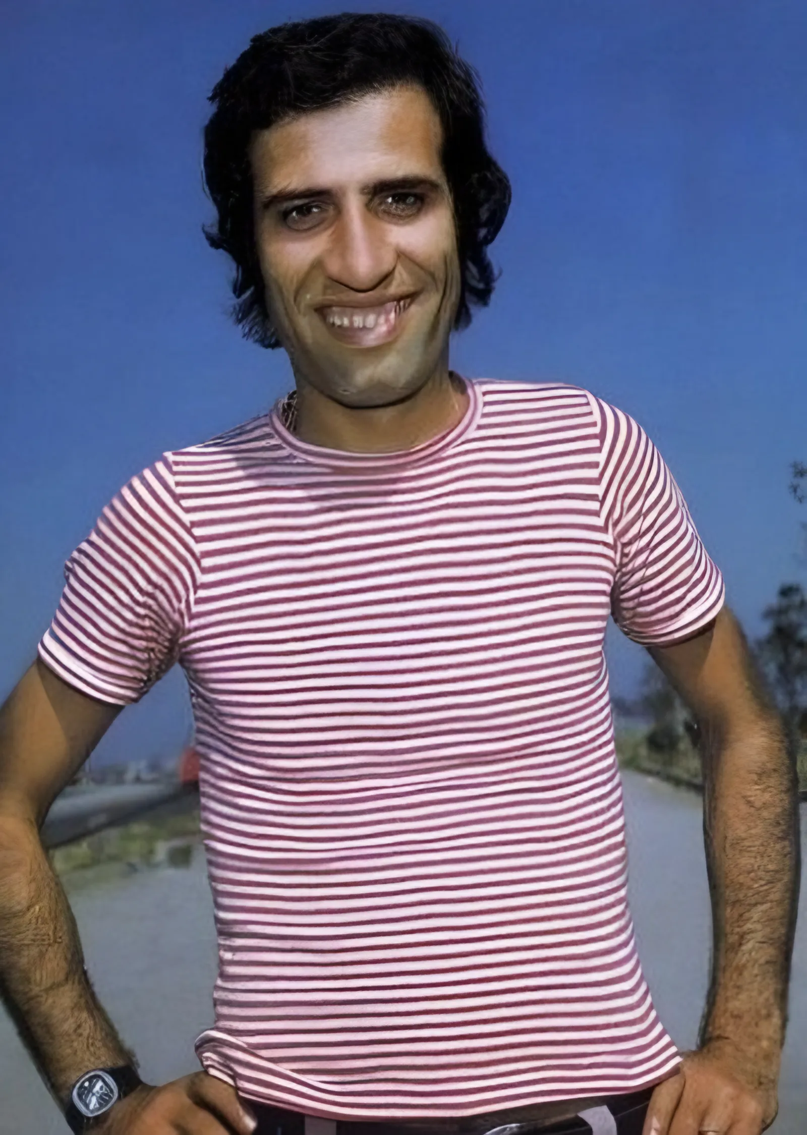 Kemal Sunal - Çizgili Tişörtle Portre metal tablo