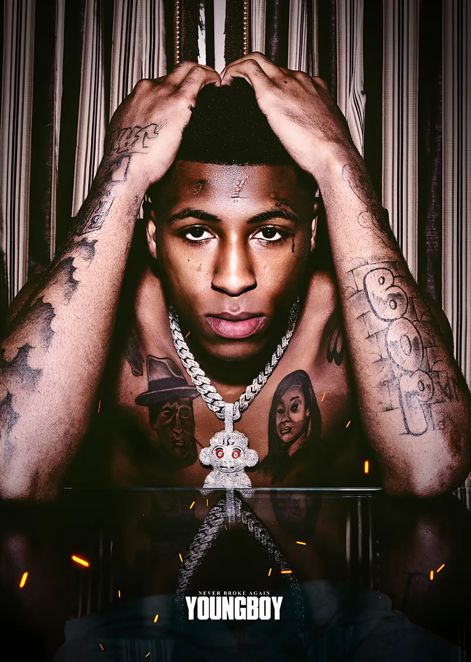 NBA YoungBoy - Ellerini Başına Koyan Portre metal tablo