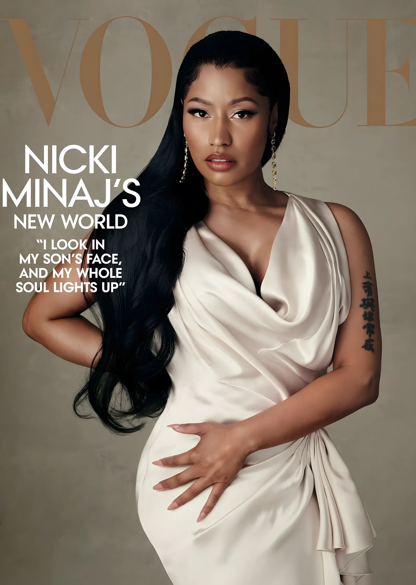 Nicki Minaj: New World Kapağı metal tablo