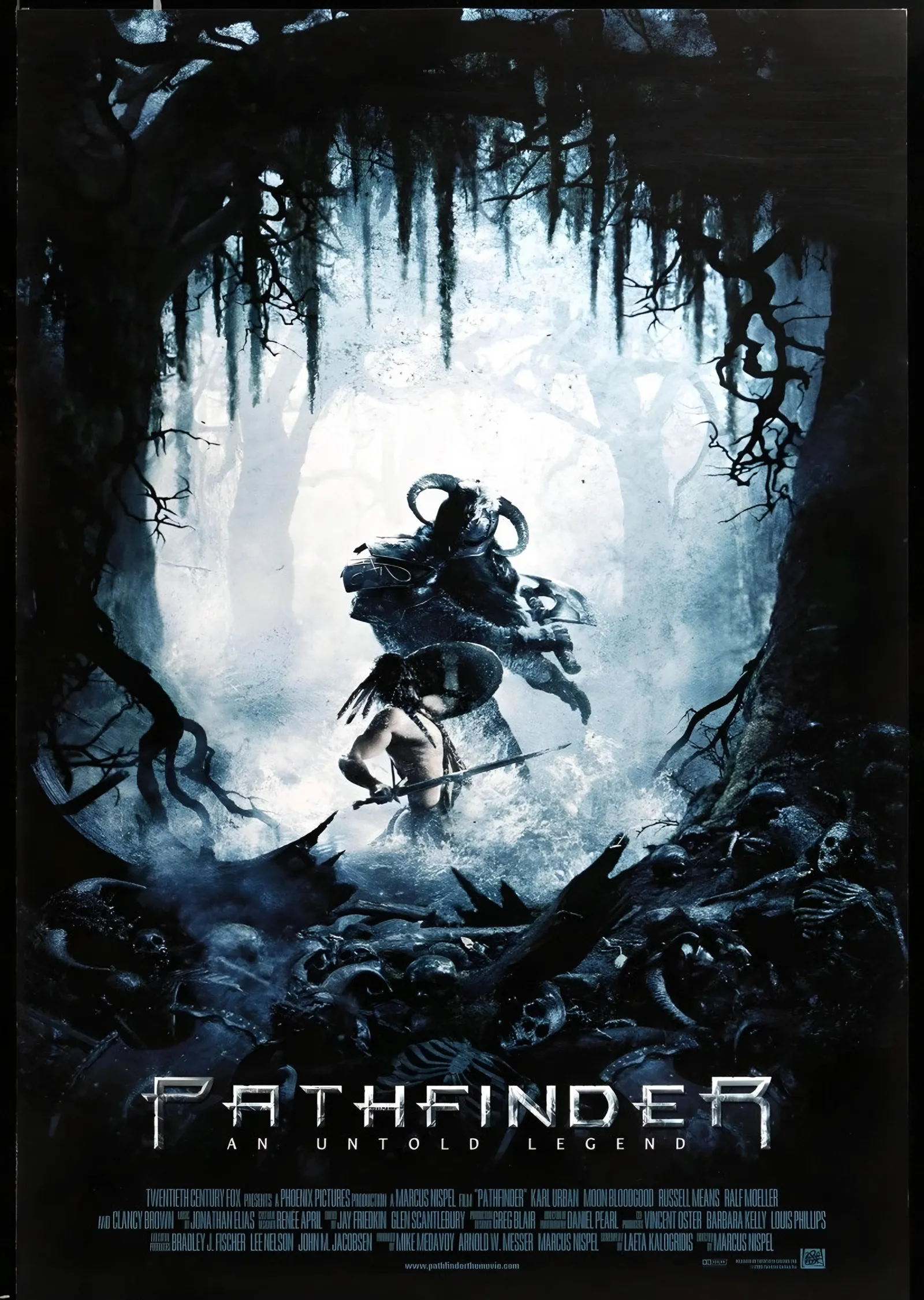 Pathfinder - Ay Işığı metal tablo