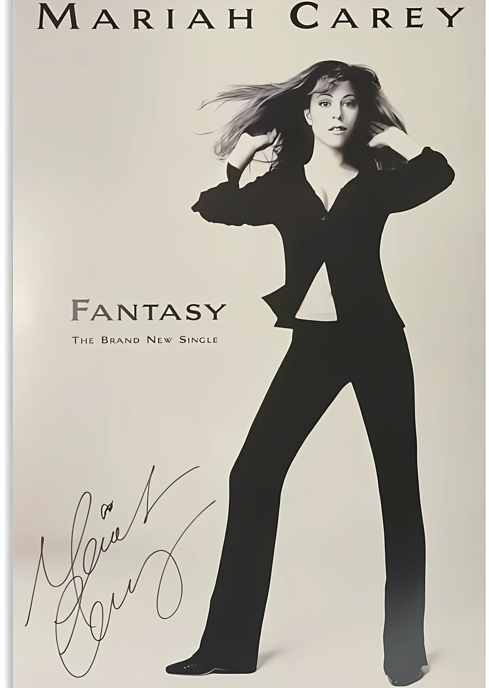 Mariah Carey: Fantasy metal tablo