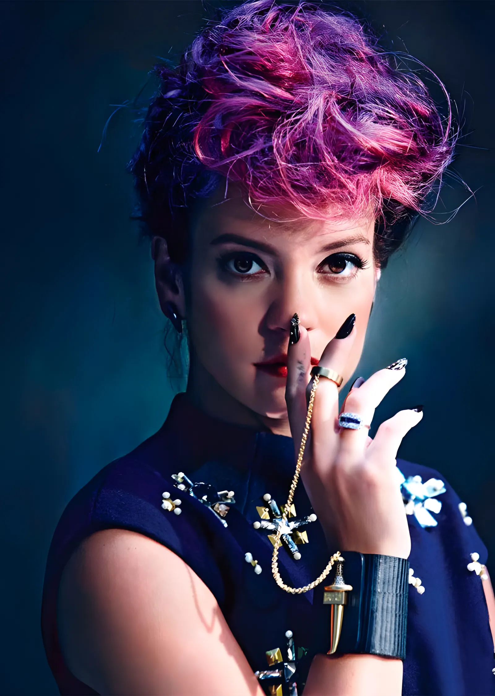 Lily Allen: Mor Saç metal tablo