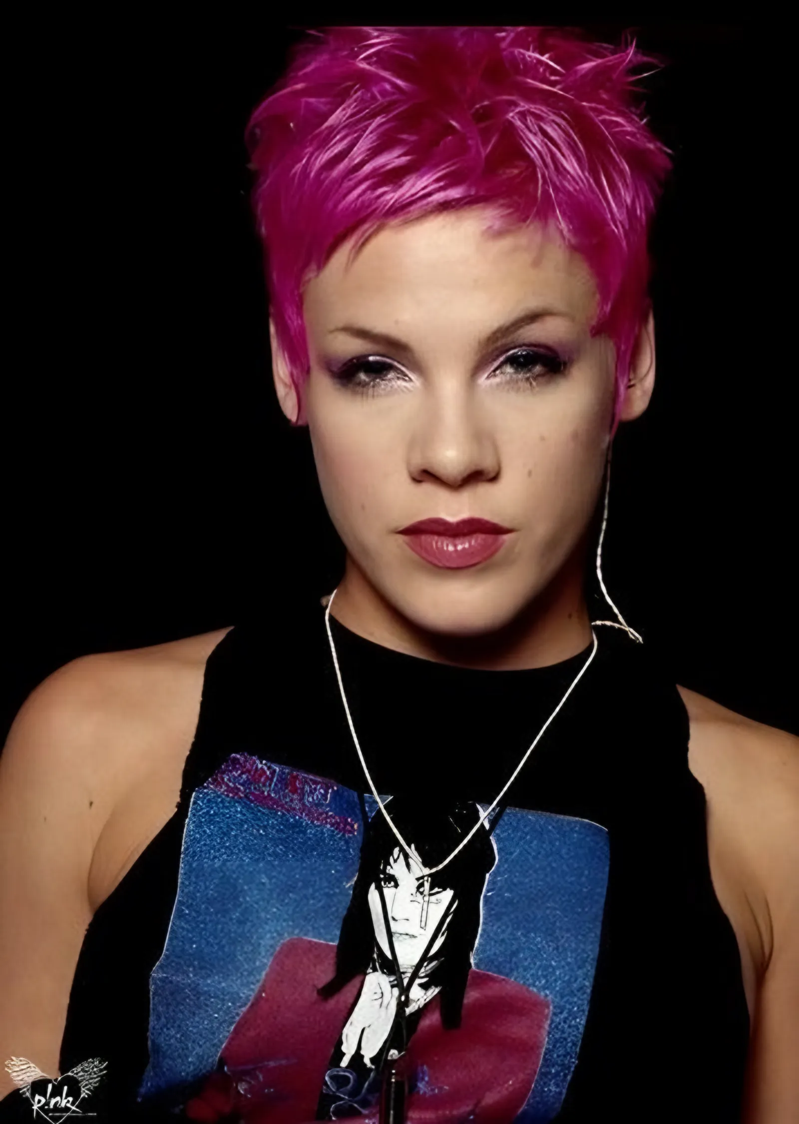 Pink - Fuşya Saç metal tablo