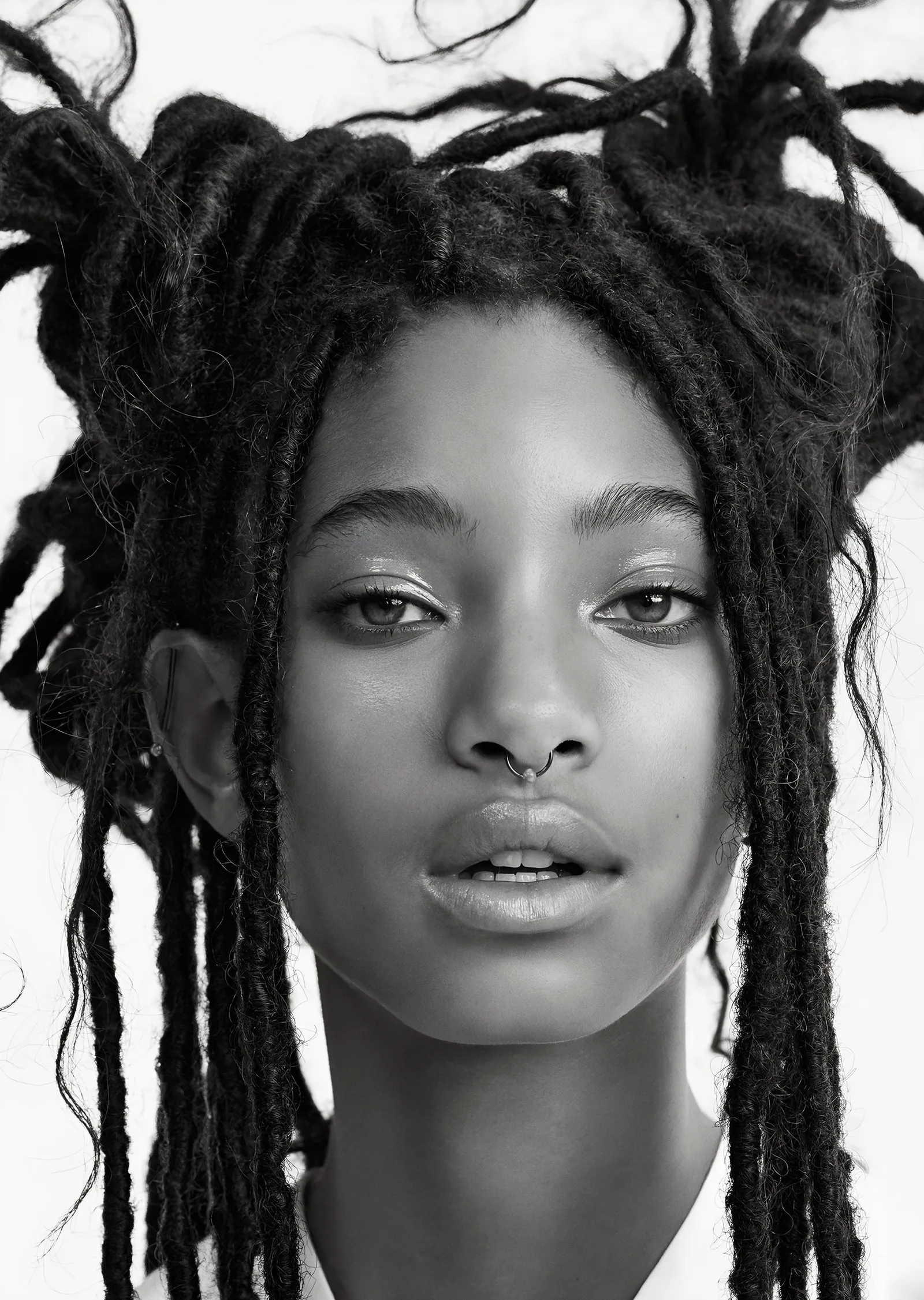 Willow Smith - Siyah Beyaz Yakın Plan metal tablo