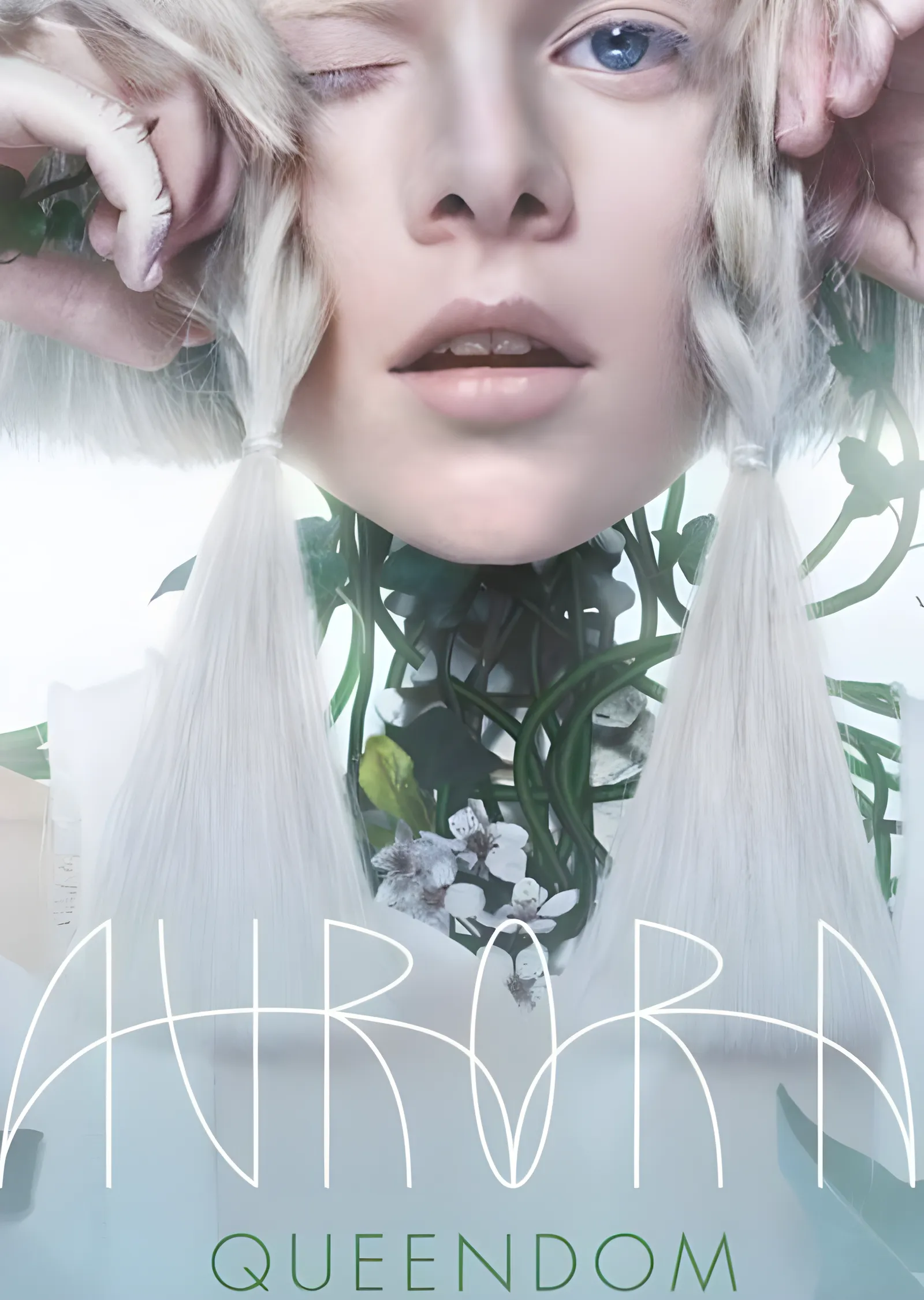 AURORA: Queendom metal tablo