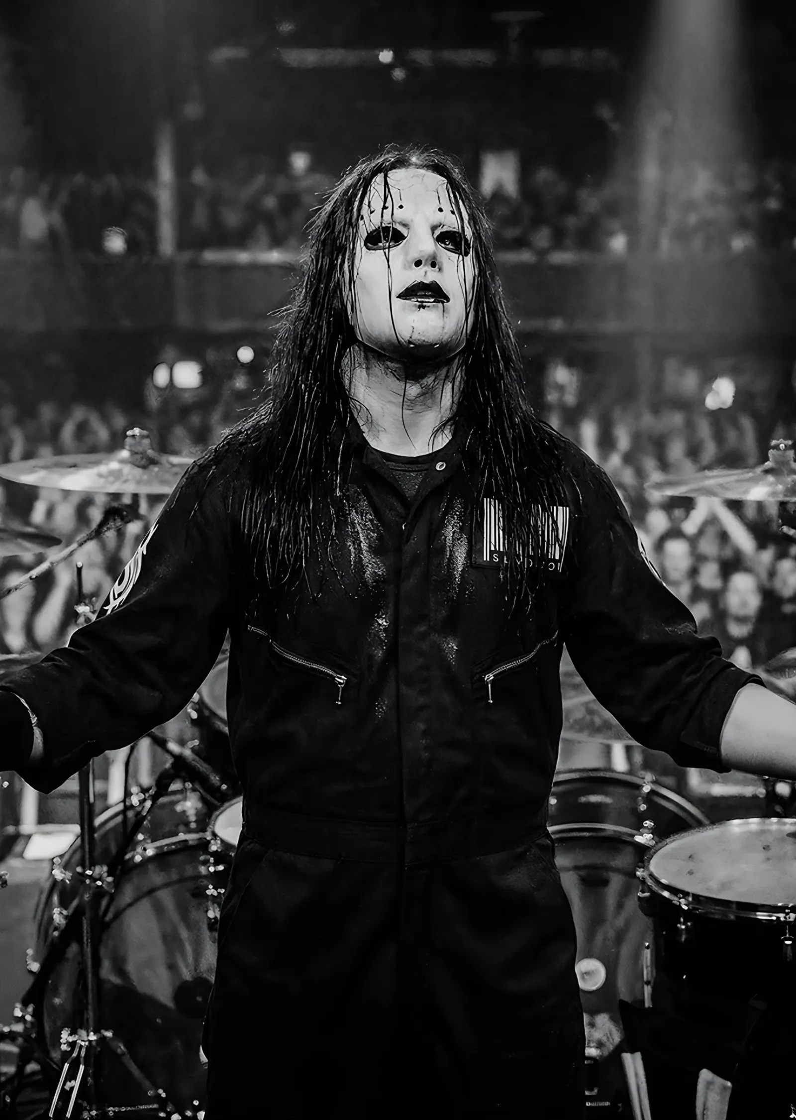 Joey Jordison: Sahnede Kolları Açık Davulcu metal tablo