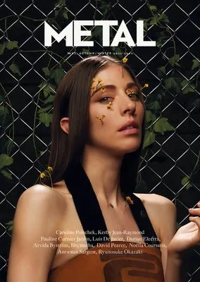 METAL Dergisi - Yapraklı Portre metal tablo