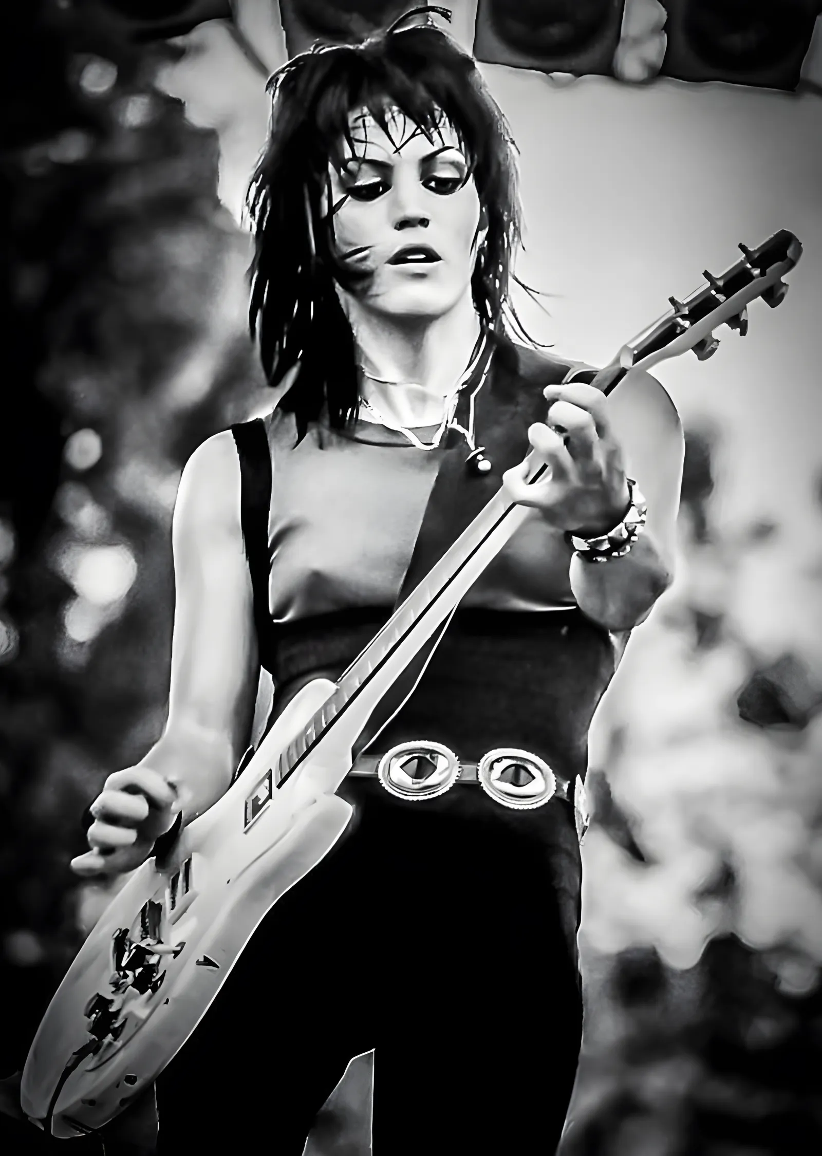 Joan Jett - Sahnede Beyaz Gitar metal tablo