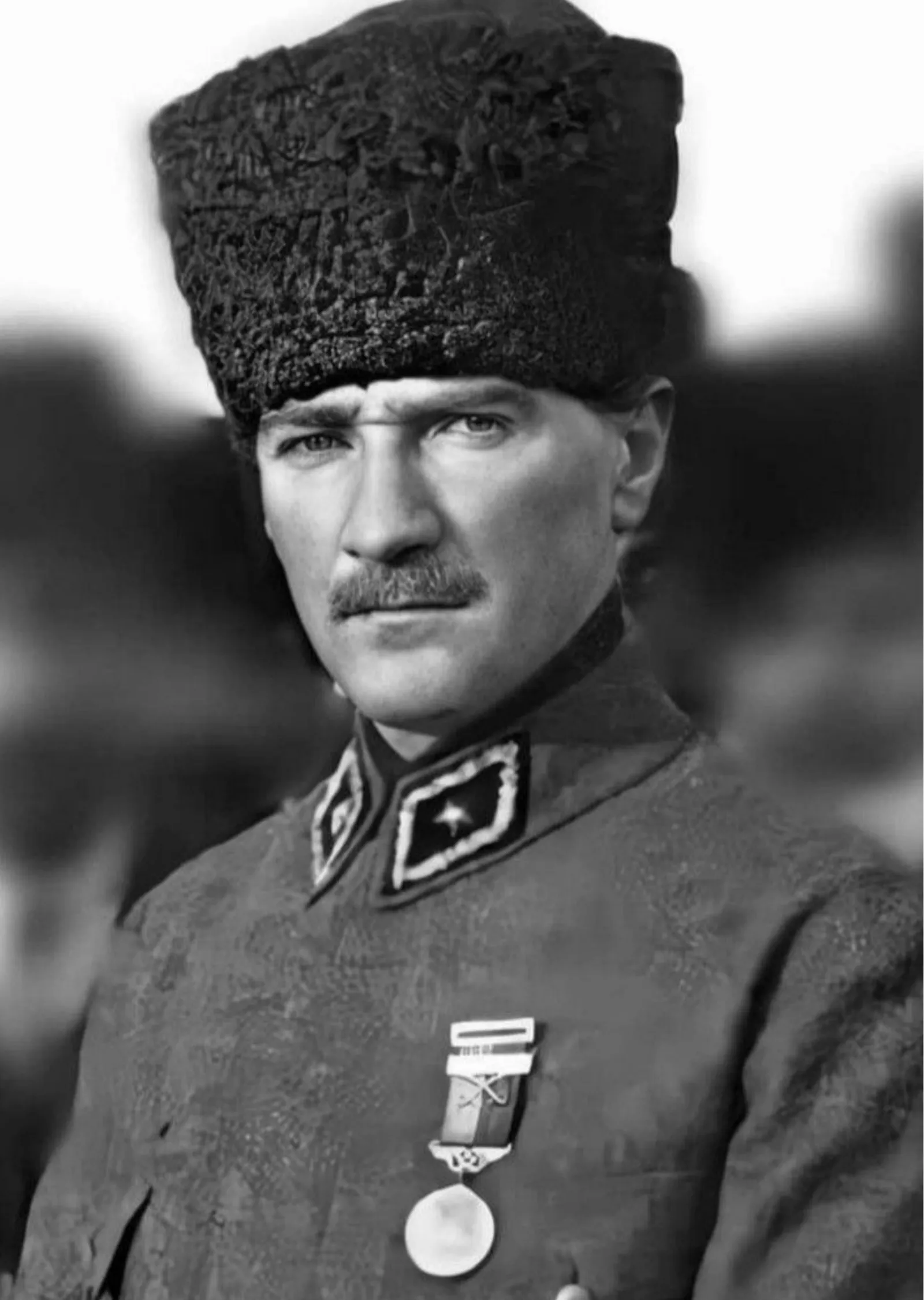 Atatürk Askeri Üniforma Portresi metal tablo
