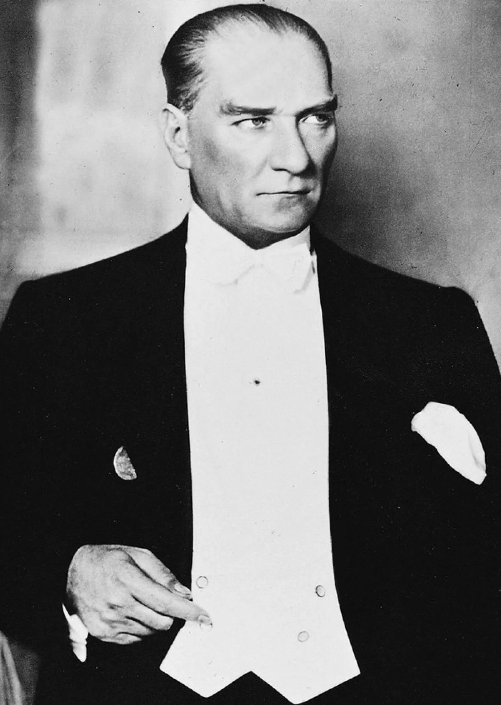 Atatürk: Cumhuriyet'in Simgesi metal tablo