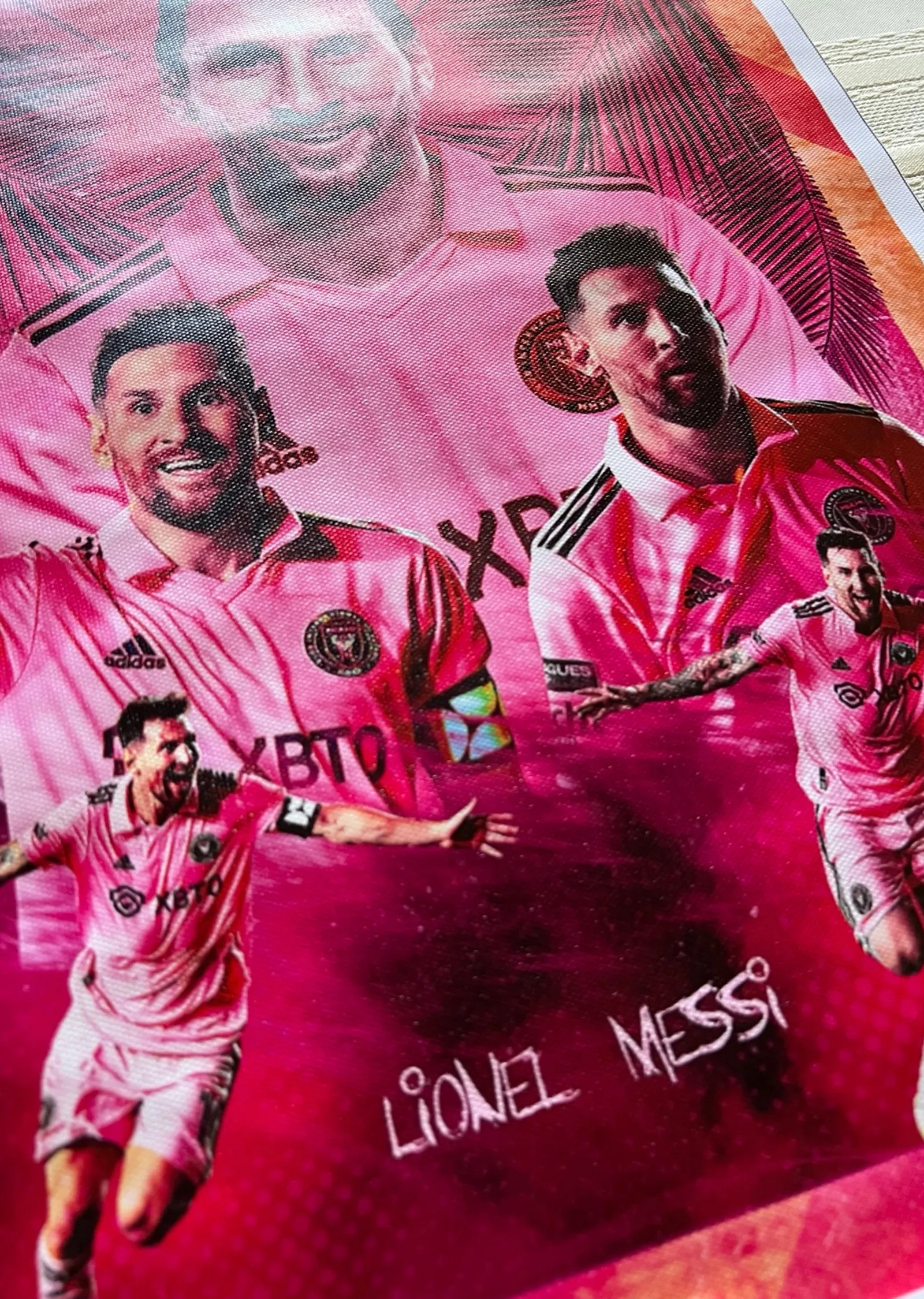 Pembe Lionel Messi Çoklu Portre metal tablo