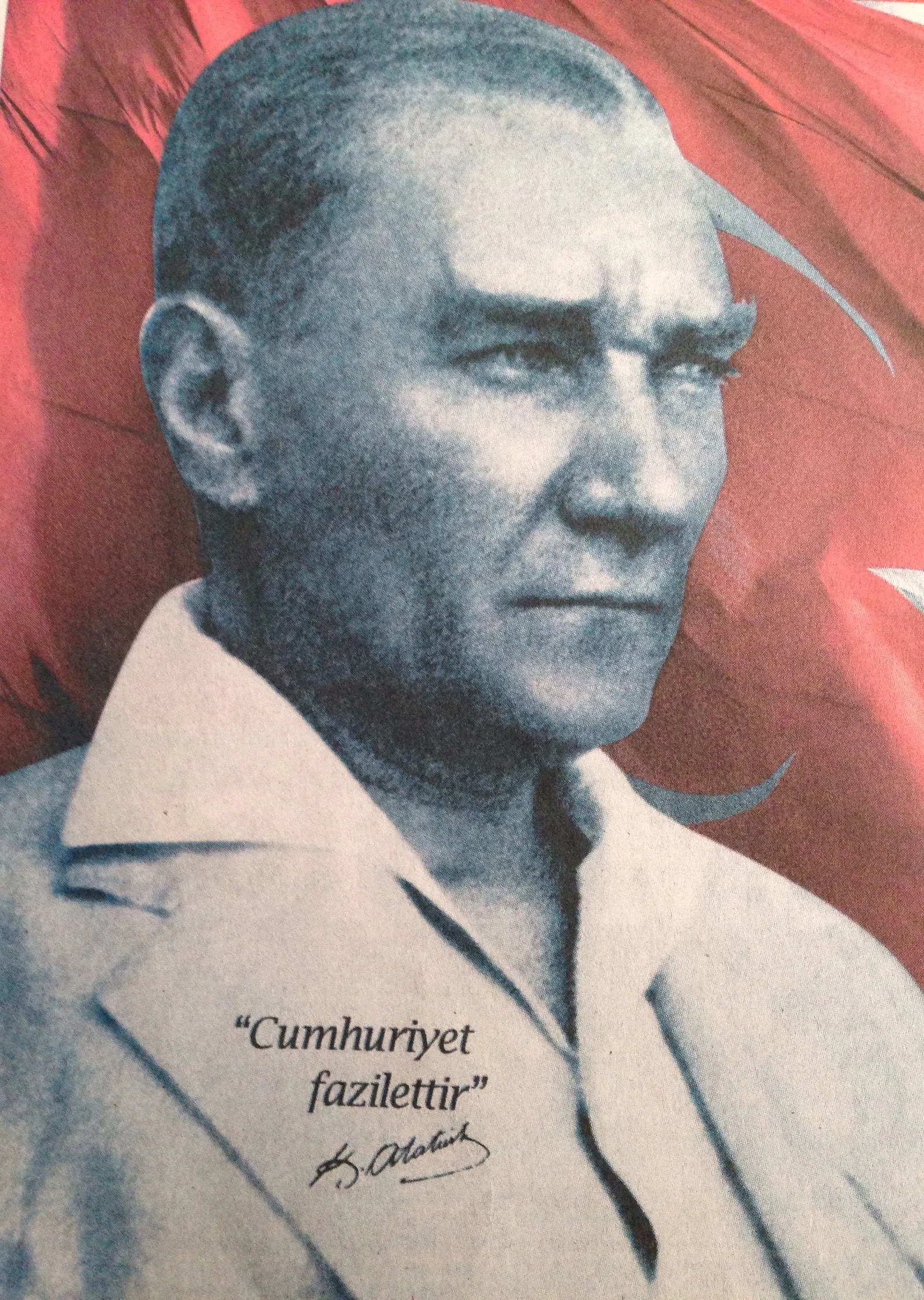 Cumhuriyet Fazilettir: Atatürk Portresi metal tablo