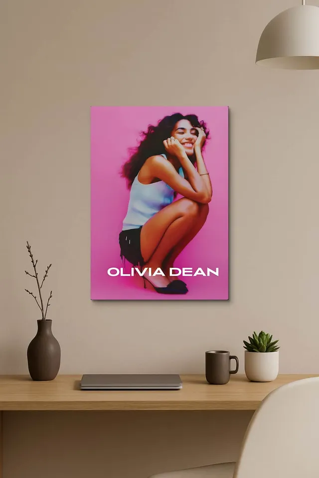 Office Minimalist Startup