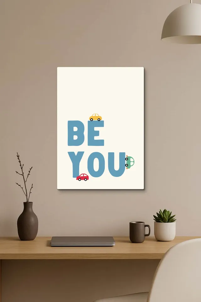 Office Minimalist Startup