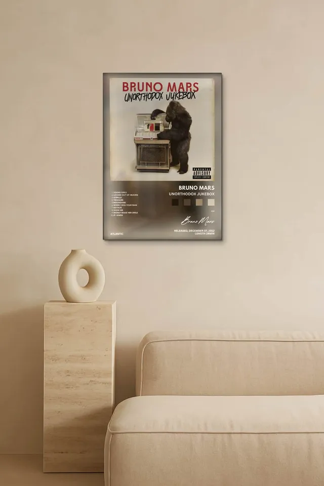Living Room Salon Empty Travertine Curator