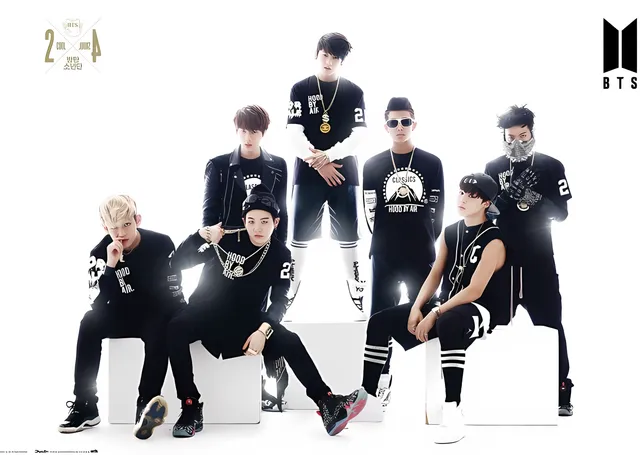 BTS: Siyah Beyaz metal tablo