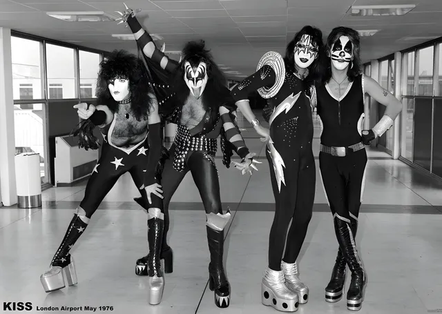 KISS: Londra Havalimanı 1976 metal tablo