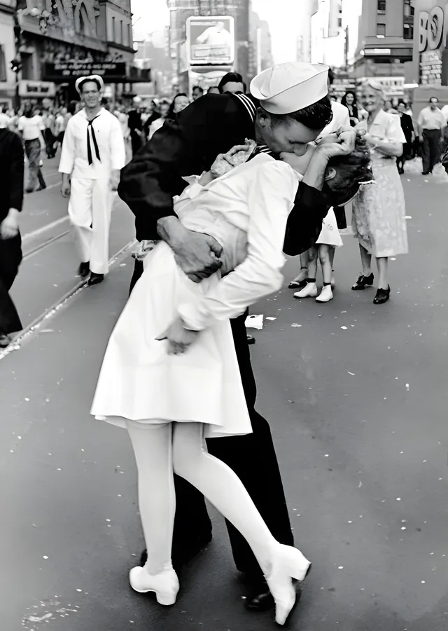VJ Day: Times Square Öpücüğü metal tablo