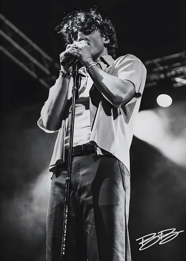 Benson Boone - Duman ve Sahne metal tablo