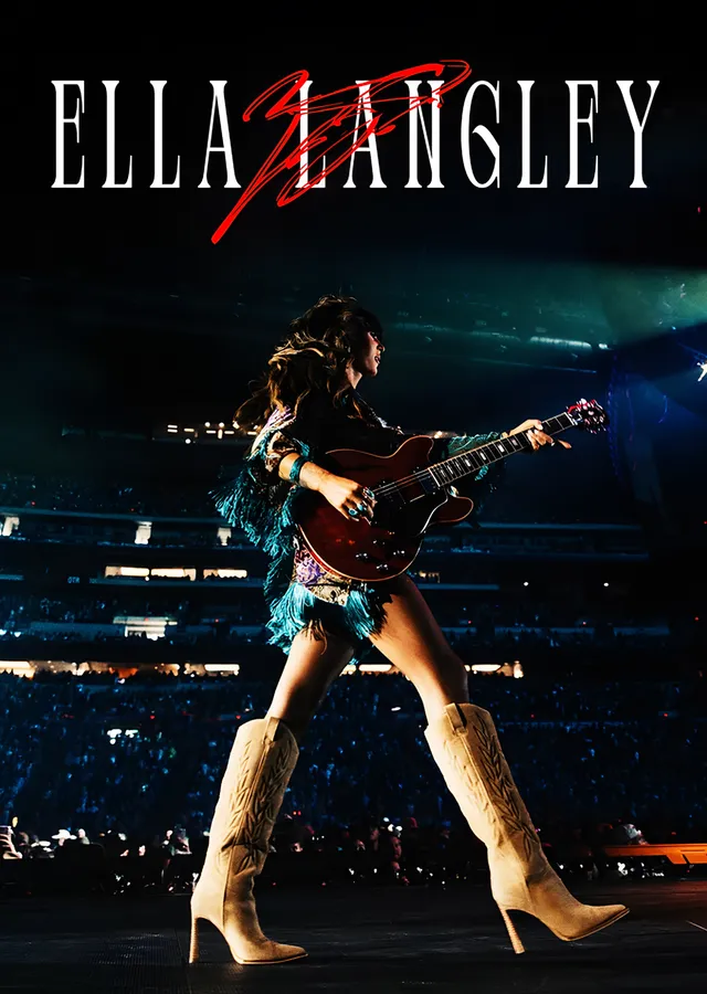 Ella Langley: Sahnede Gitarla Yürüyüş metal tablo