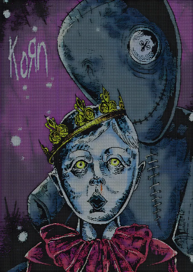 Korn - Taçlı Bez Bebek metal tablo