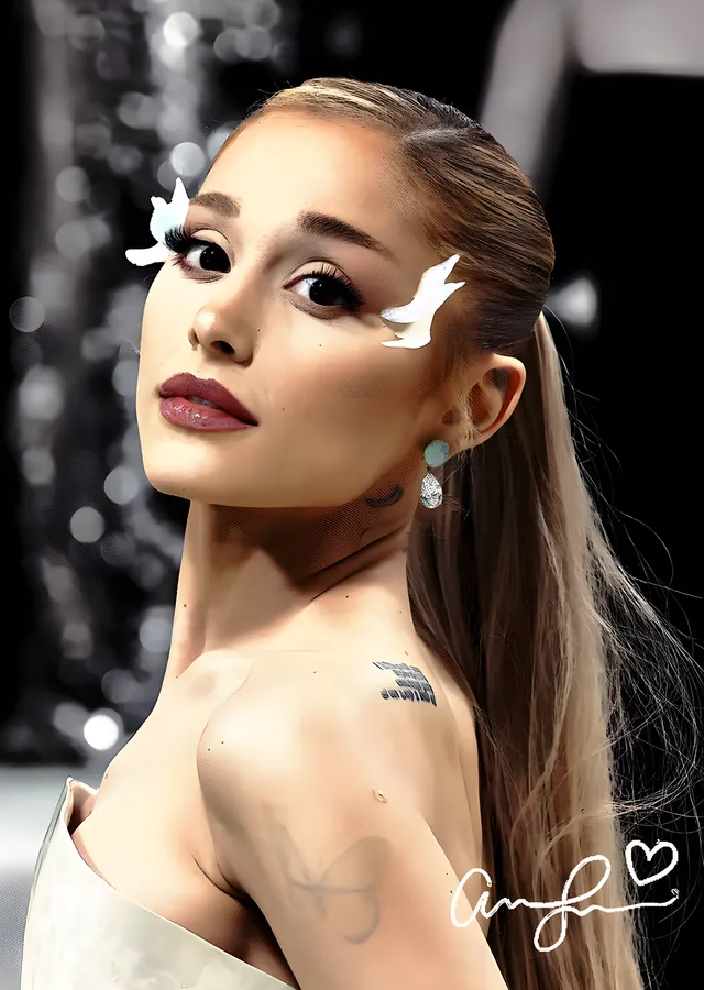 Ariana Grande - Kelebekli Yakın Plan metal tablo