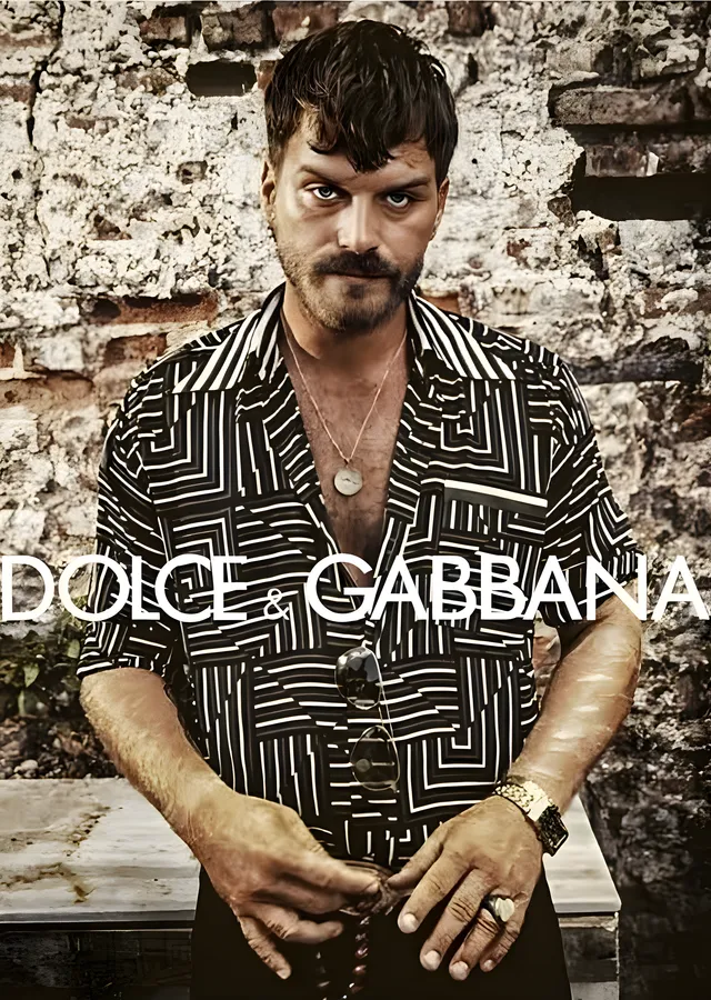 Kıvanç Tatlıtuğ: Dolce & Gabbana Stili Portre metal tablo