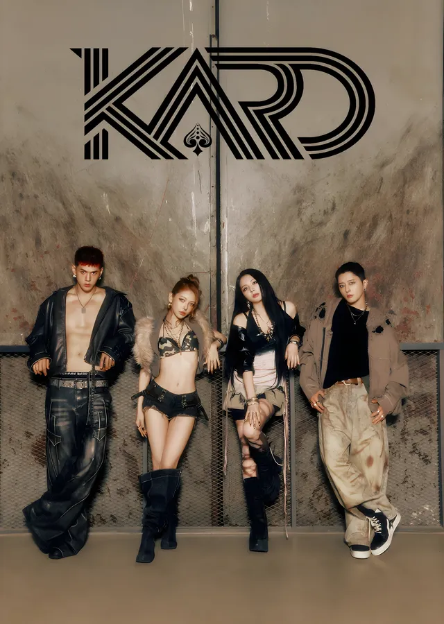 KARD: Sokak metal tablo