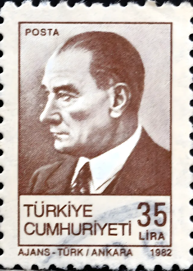 Atatürk Portreli Türkiye Cumhuriyeti Posta Pulu metal tablo