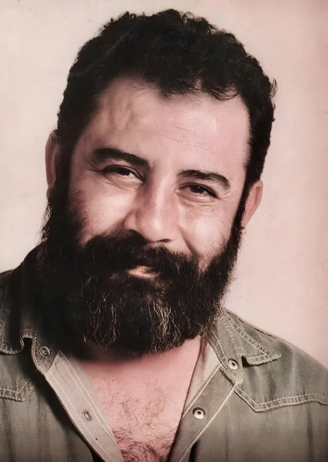 Ahmet Kaya - Gülümseyen Portre metal tablo