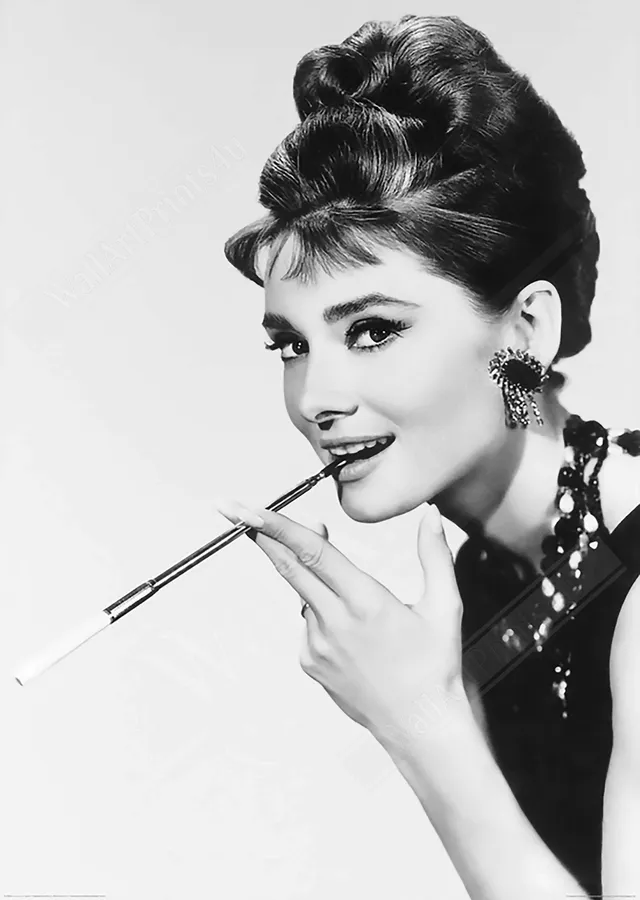 Audrey Hepburn: Moda İkonu metal tablo